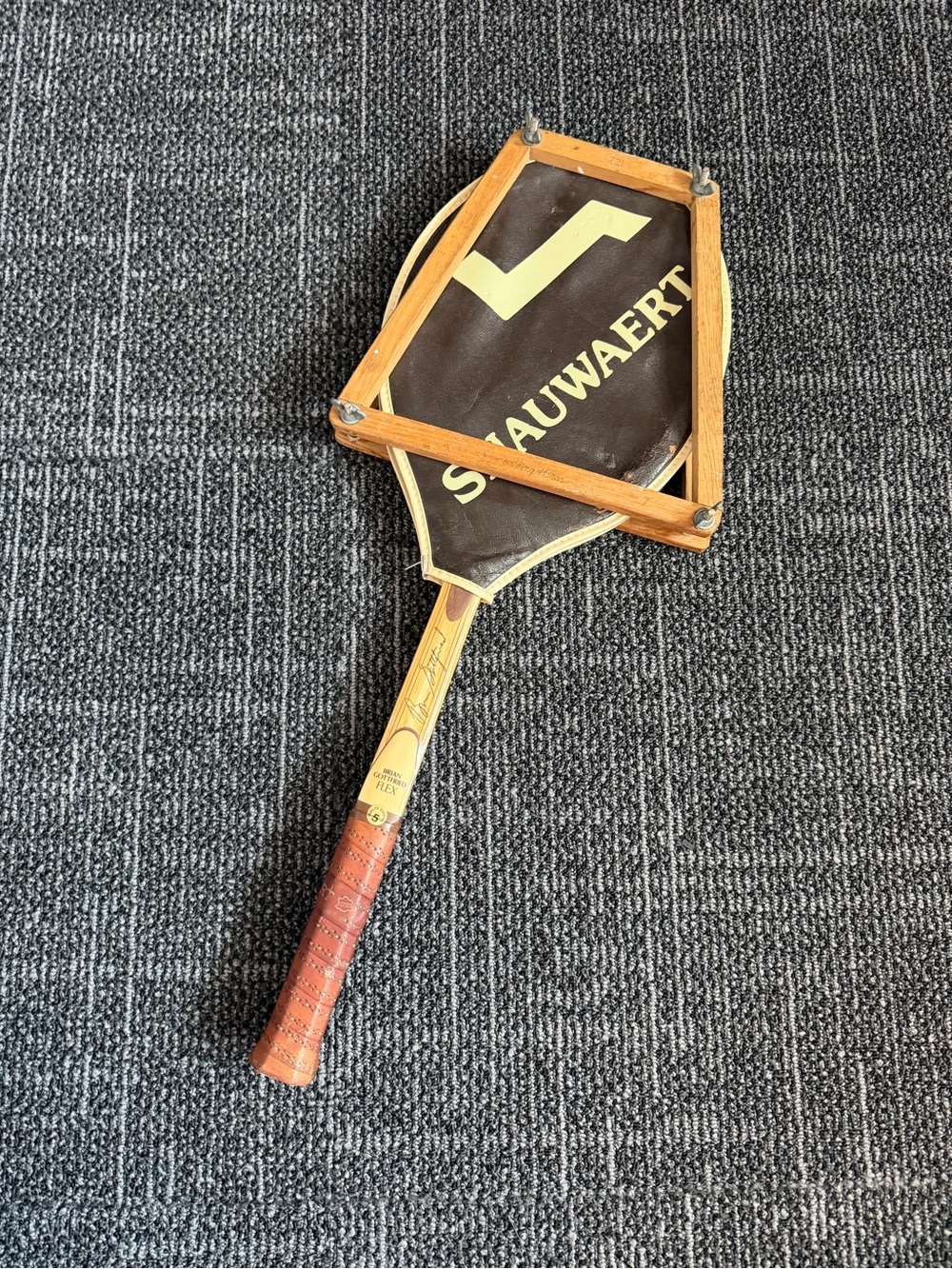 Vintage Snauwaert Brian Gottfried Flex Tennis Racquet With Cover and Press